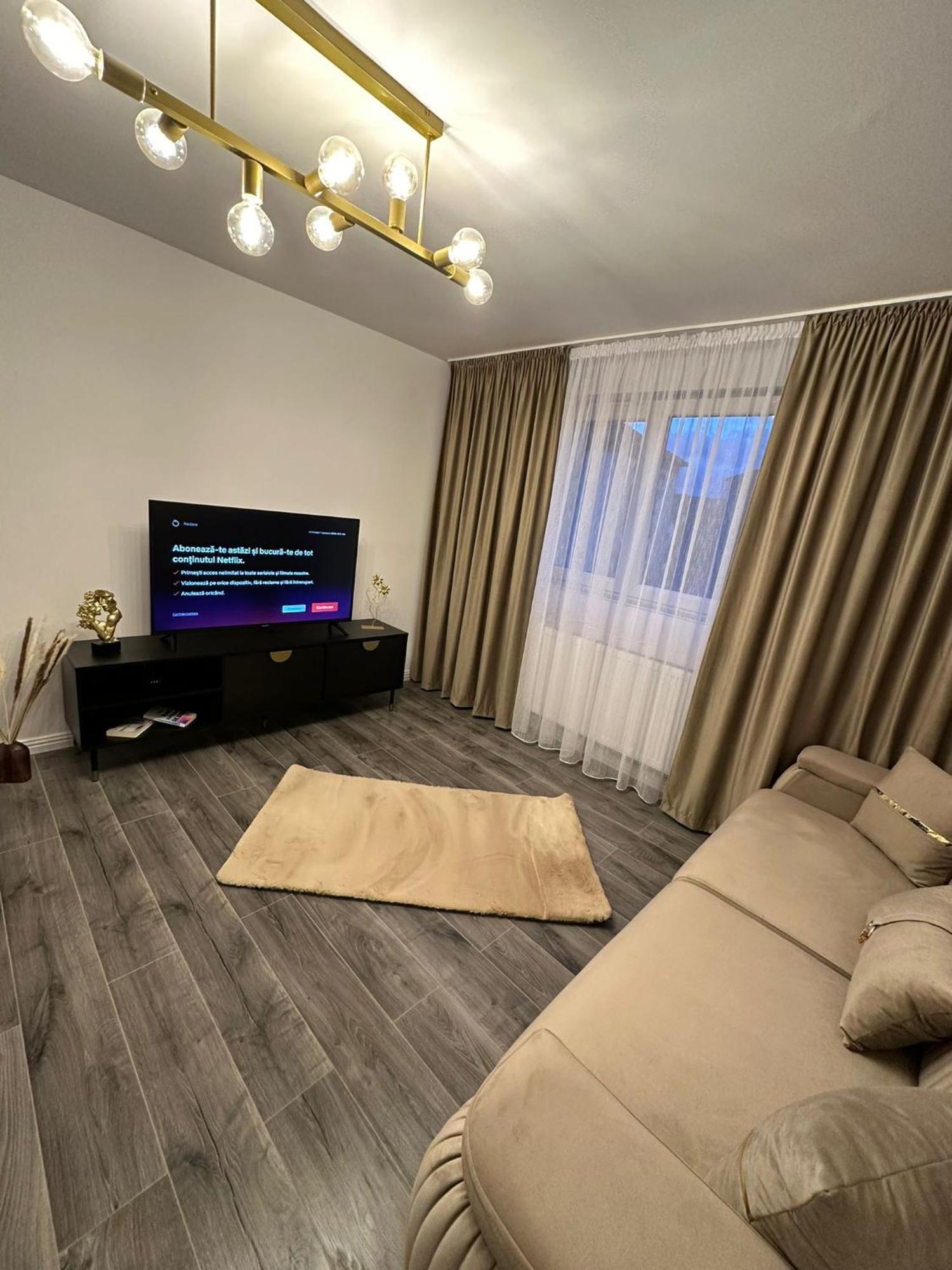 Evelyn Apartment *